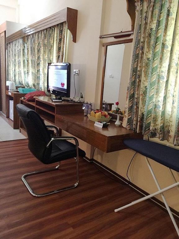 Excel River View Yangon Luaran gambar